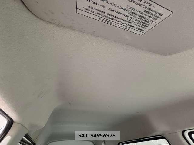 Suzuki EVERY 2014-10 8355699-12