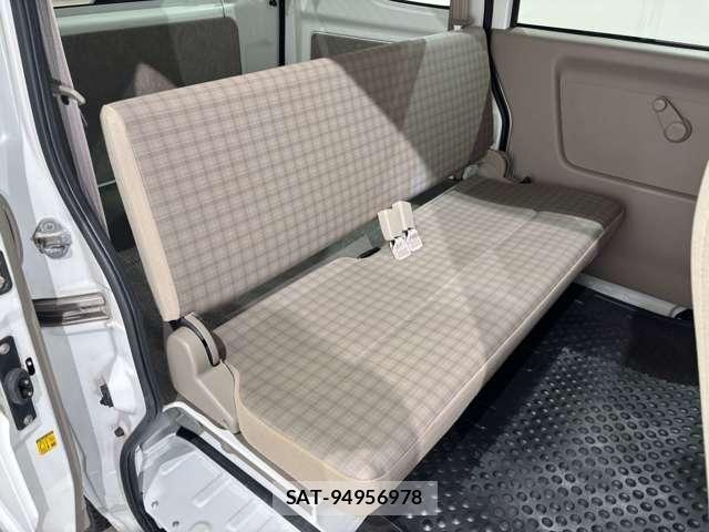 Suzuki EVERY 2014-10 8355699-14