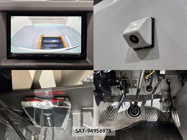 Suzuki EVERY 2014-10 8355699-21