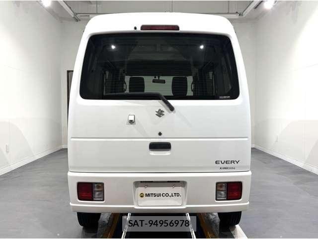 Suzuki EVERY 2014-10 8355699-6