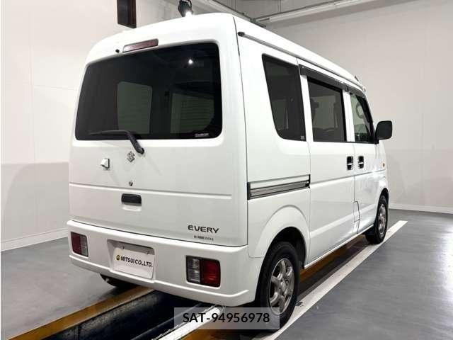 Suzuki EVERY 2014-10 8355699-7
