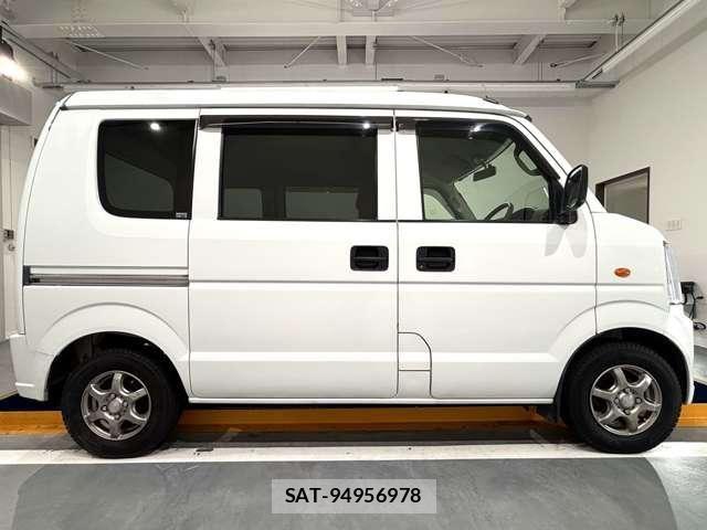 Suzuki EVERY 2014-10 8355699-8