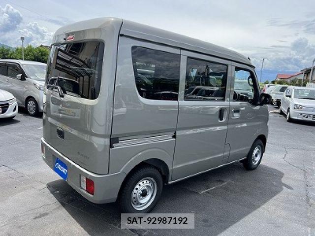 Suzuki EVERY 2026-07 8369093-3