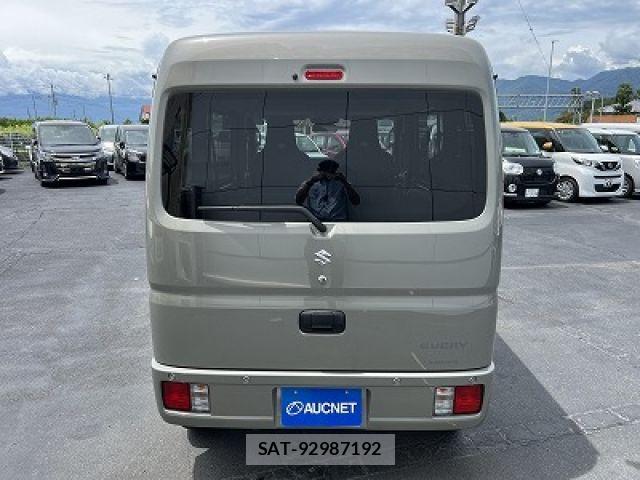 Suzuki EVERY 2026-07 8369093-4