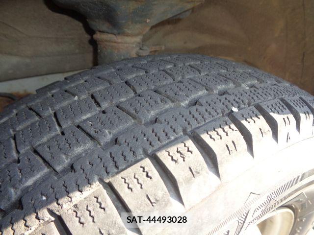 Suzuki EVERY 2014-06 8369097-13