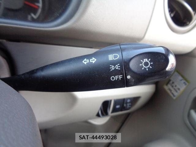 Suzuki EVERY 2014-06 8369097-20