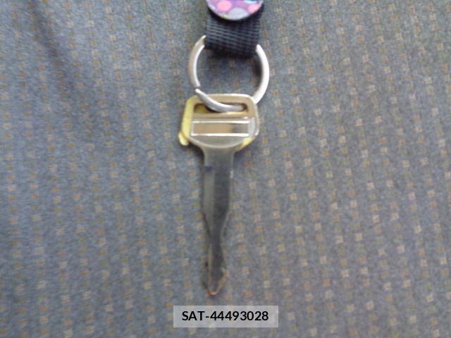 Suzuki EVERY 2014-06 8369097-25