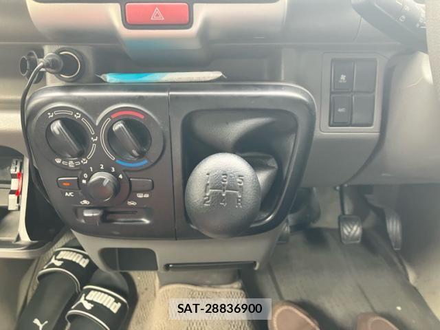 Suzuki EVERY 2020-03 8369094-21
