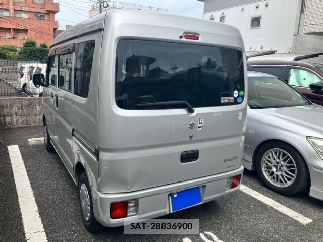Suzuki EVERY 2020-03 8369094-3