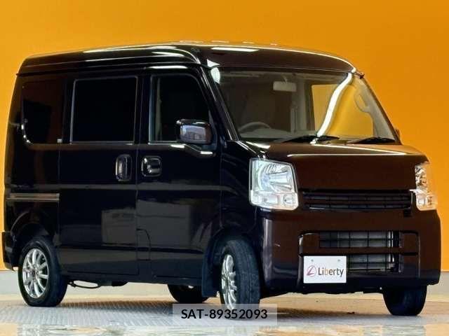 Suzuki EVERY 2019-02 8369092-5