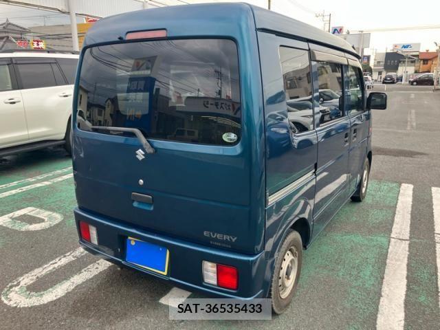 Suzuki EVERY 2007-01 8369095-2