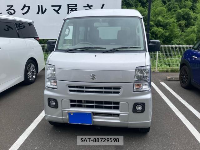 Suzuki EVERY 2014-08 8372257-2