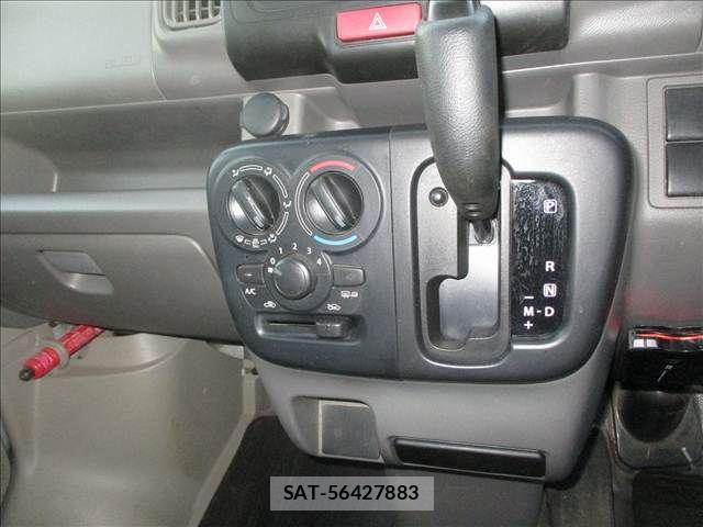 Suzuki EVERY 2016-04 8372255-15