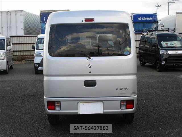 Suzuki EVERY 2016-04 8372255-5