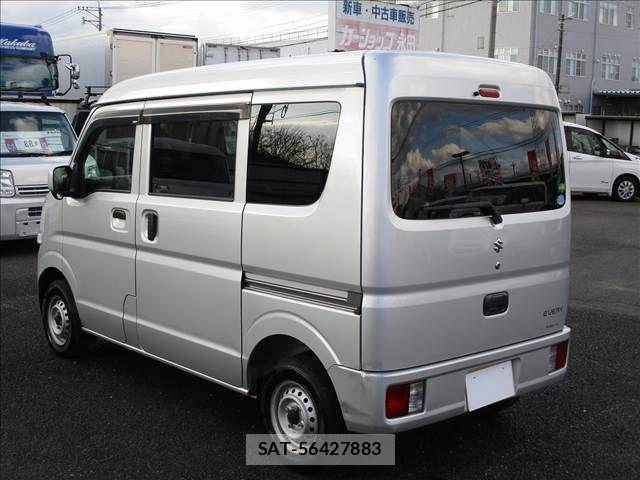 Suzuki EVERY 2016-04 8372255-6