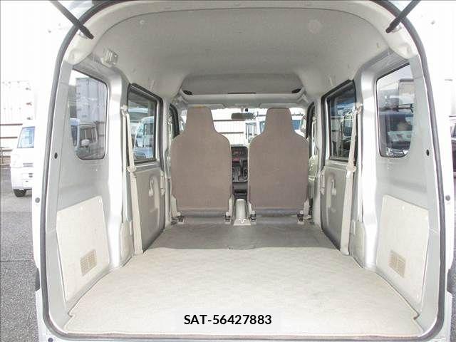 Suzuki EVERY 2016-04 8372255-8