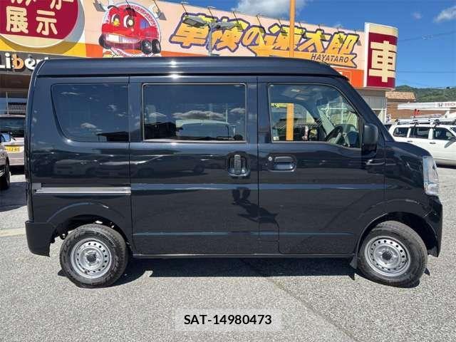 Suzuki EVERY 2025-10 8372254-12