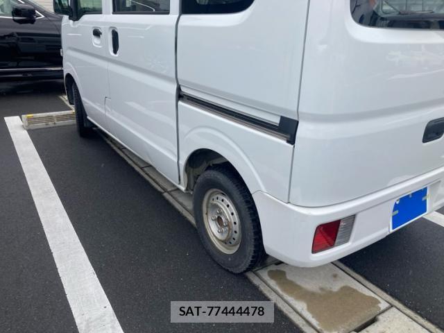 Suzuki EVERY 2019-06 8372258-10