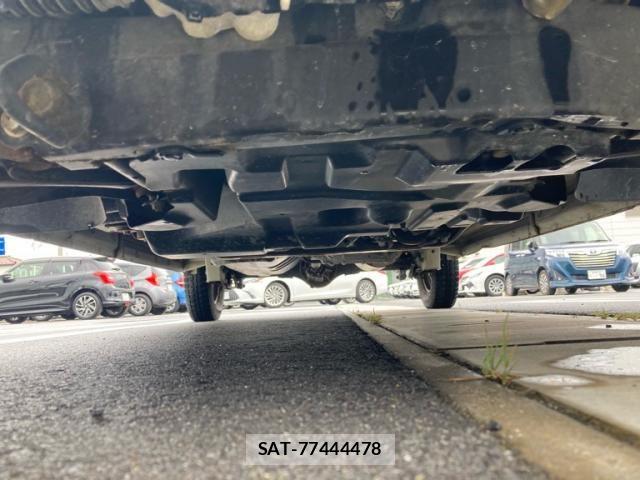 Suzuki EVERY 2019-06 8372258-11