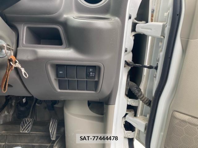 Suzuki EVERY 2019-06 8372258-16