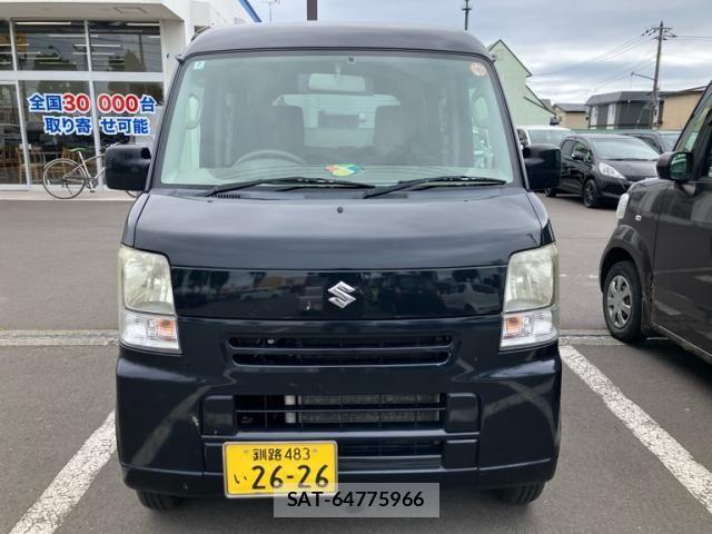 Suzuki EVERY 2013-07 8372256-0