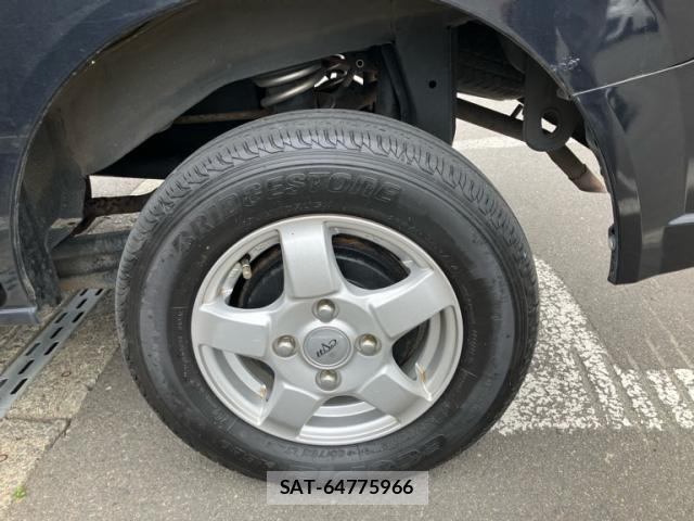 Suzuki EVERY 2013-07 8372256-12