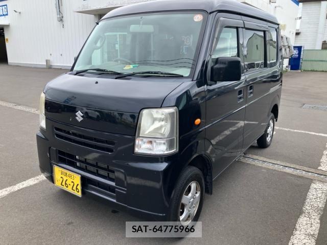 Suzuki EVERY 2013-07 8372256-1