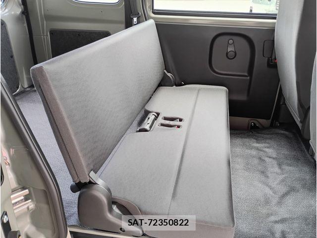 Suzuki EVERY 2026-07 8372253-11