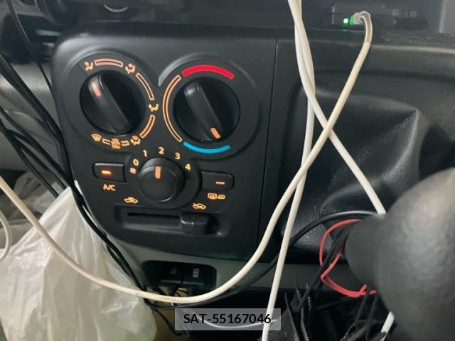 Suzuki EVERY 2024-09 8415227-19
