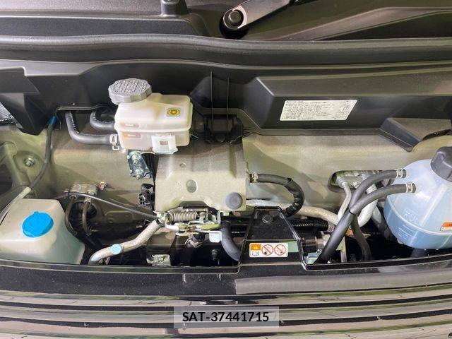 Suzuki EVERY 2026-04 8458552-17