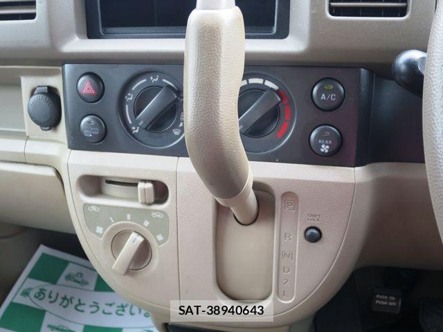 Suzuki EVERY 2013-03 8527616-16