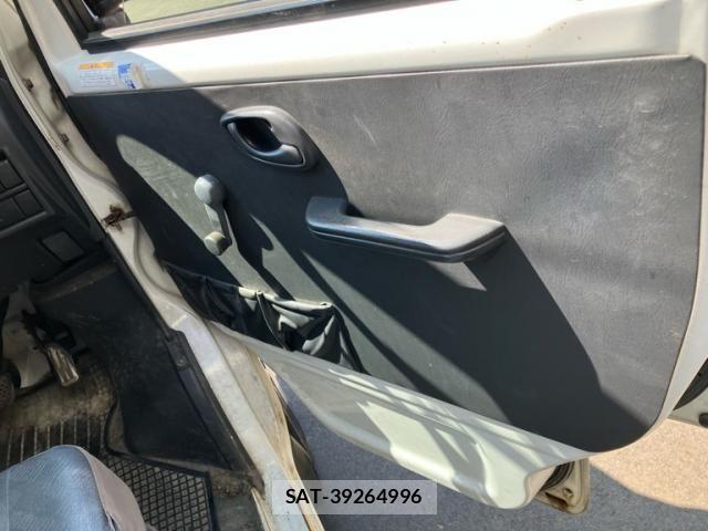 Suzuki EVERY 2004-08 8563703-14