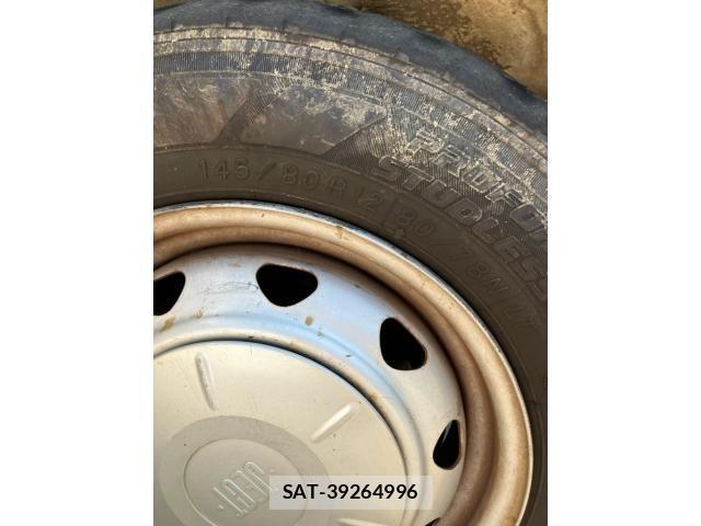 Suzuki EVERY 2004-08 8563703-7