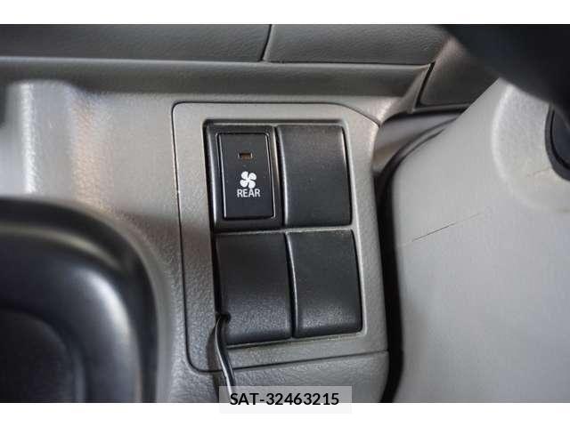 Suzuki EVERY 2019-07 8563701-12
