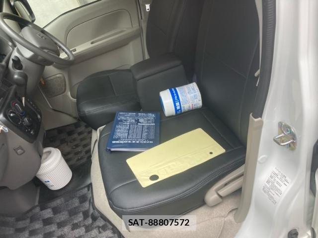 Suzuki EVERY 2022-02 8629174-17
