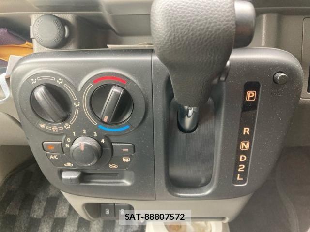 Suzuki EVERY 2022-02 8629174-24