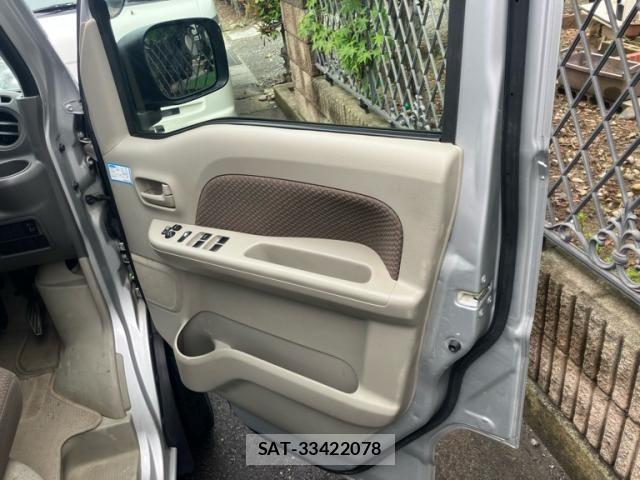 Suzuki EVERY 2018-03 8661850-10