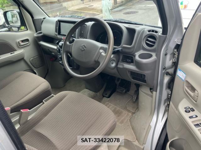 Suzuki EVERY 2018-03 8661850-11