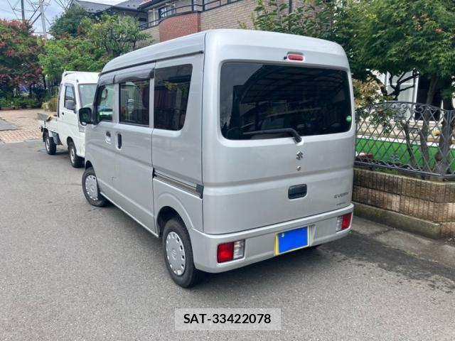 Suzuki EVERY 2018-03 8661850-4