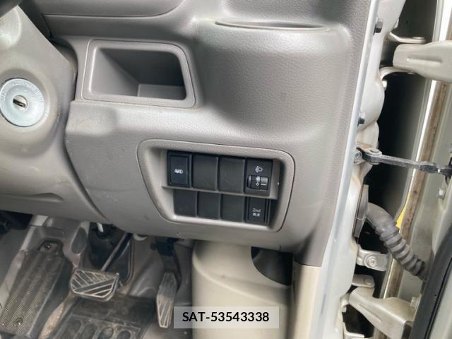 Suzuki EVERY 2016-08 8666991-10