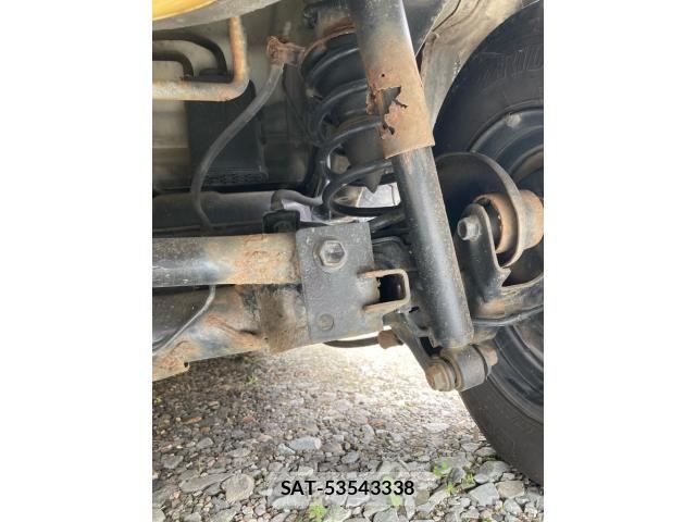 Suzuki EVERY 2016-08 8666991-23