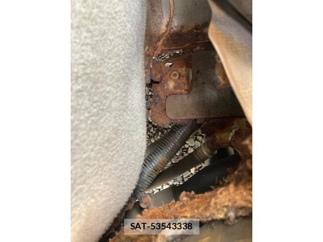 Suzuki EVERY 2016-08 8666991-24