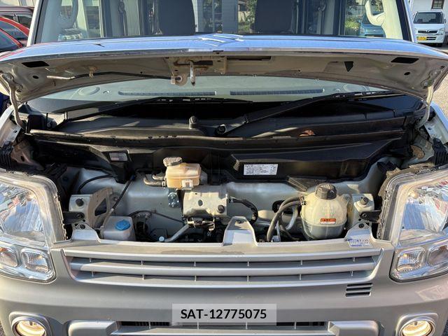 Suzuki EVERY 2019-01 8661849-12