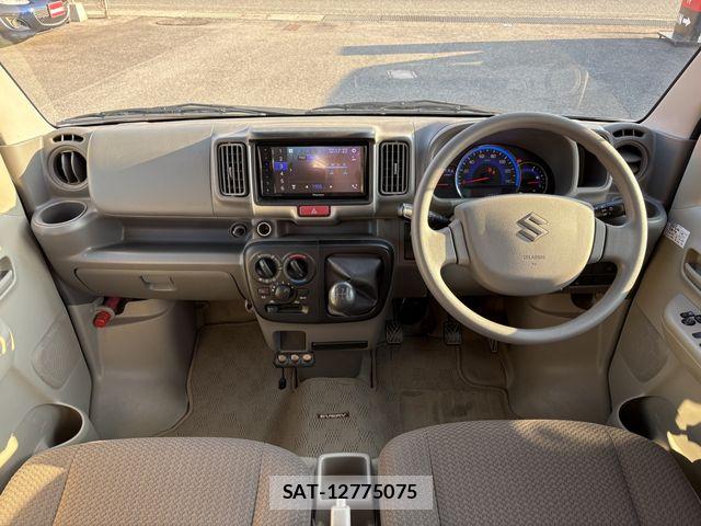 Suzuki EVERY 2019-01 8661849-1