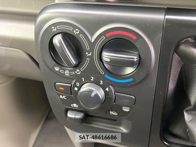 Suzuki EVERY 2022-10 8661847-4
