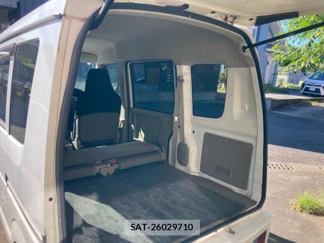 Suzuki EVERY 2014-11 8666992-11