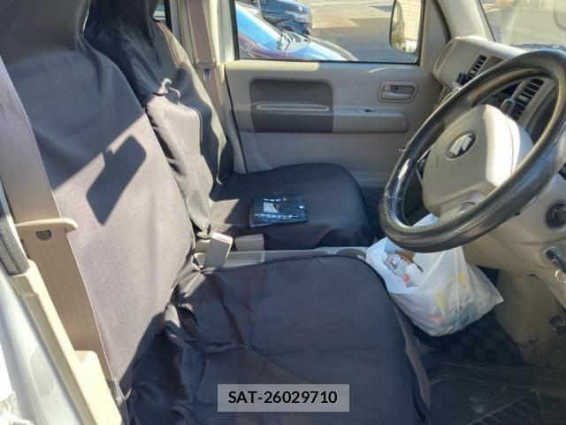 Suzuki EVERY 2014-11 8666992-13