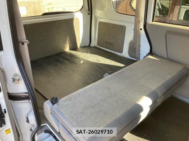 Suzuki EVERY 2014-11 8666992-14