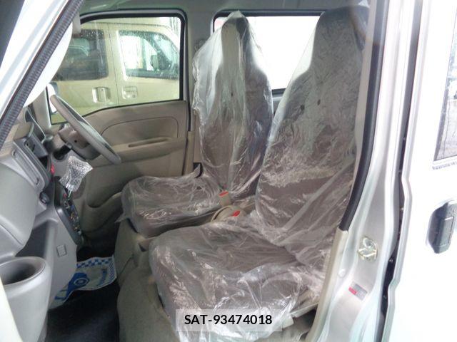 Suzuki EVERY 2025-12 8661846-9