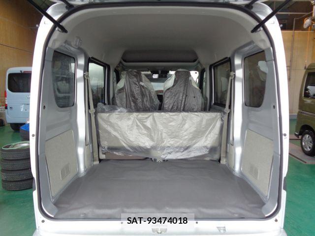 Suzuki EVERY 2025-12 8661846-10